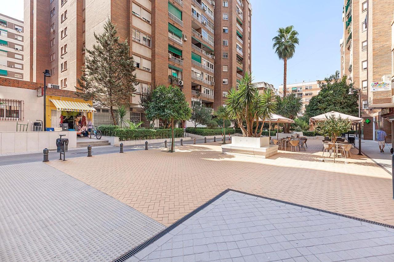 Amplio Y Centrico, Recien Reformado, Calefaccion Central, Jardines, Supermercados, Cafeterias Y Todos Los Servicios En El Corazon De La Ciudad غرناطة المظهر الخارجي الصورة